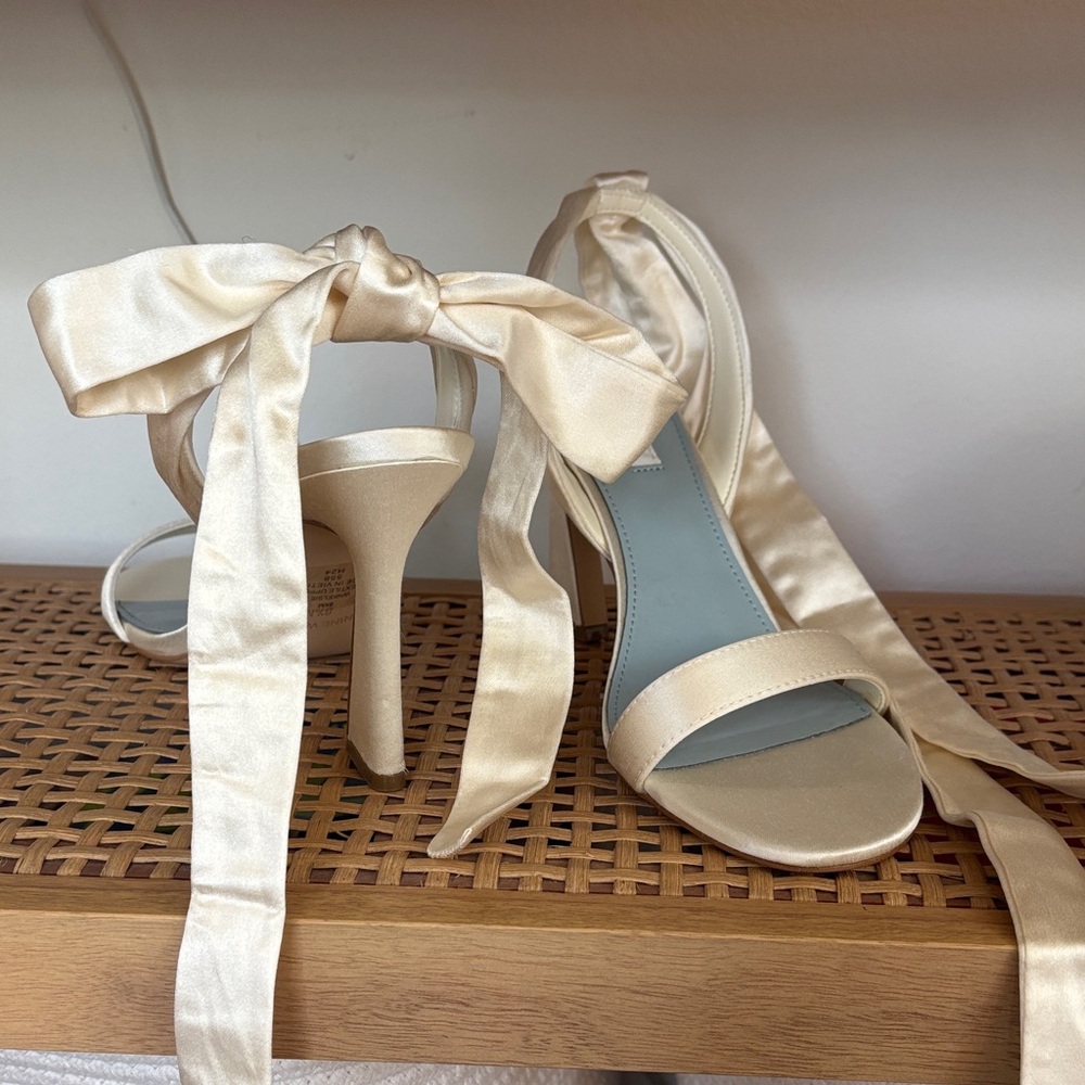 Nine West Cream Satin Heels with Ribbon